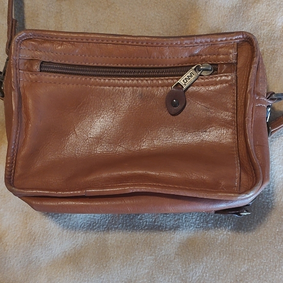 LAND Leather Crossbody Travel Hybrid Organizer Two Tone Brown 9" X 6" - Picture 5 of 13